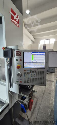 Vertikales Bearbeitungszentrum HAAS UMC-750