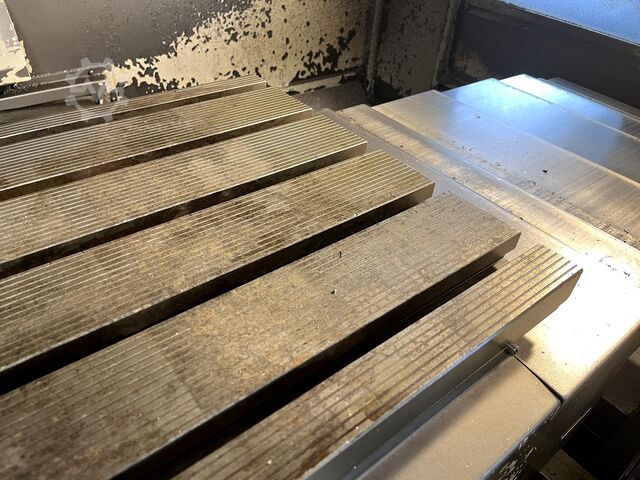 Vertical machining center BRIDGEPORT VMC 1000 22 Digital