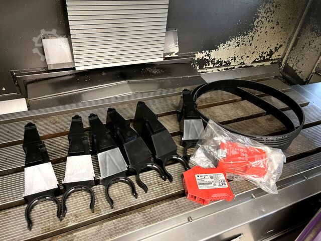 Vertical machining center BRIDGEPORT VMC 1000 22 Digital