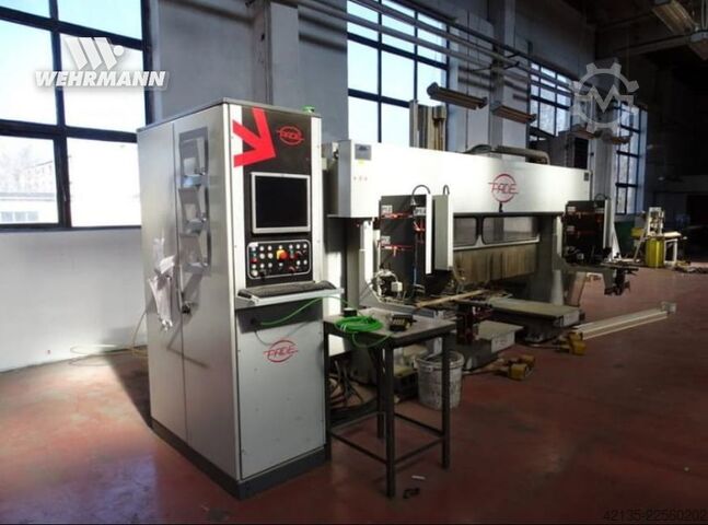 PADE VELUX CNC machining center (2011) PADE VELUX