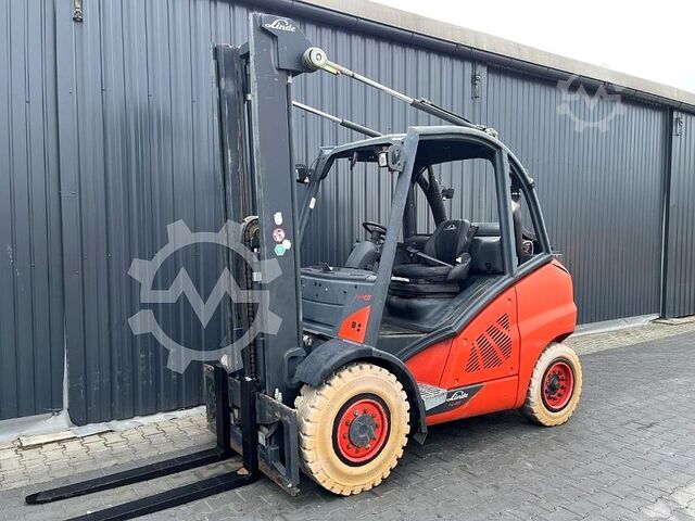 Treibgasstapler Linde H 45 T-01