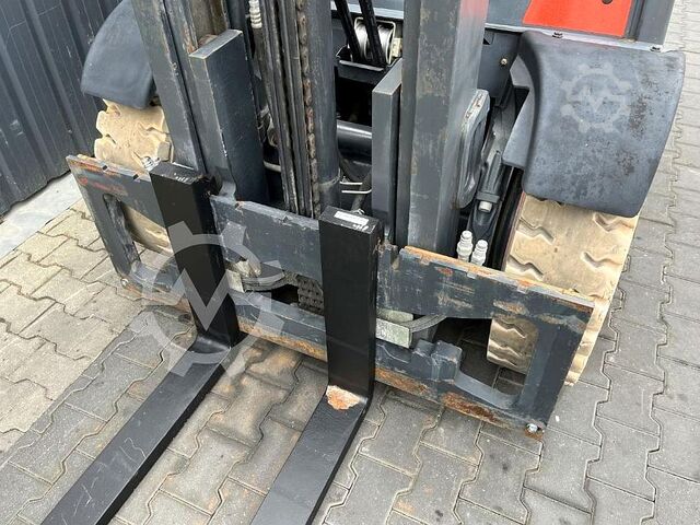 Treibgasstapler Linde H 45 T-01