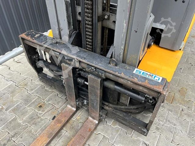 Elektro 4 Rad-Stapler Jungheinrich EFG 430