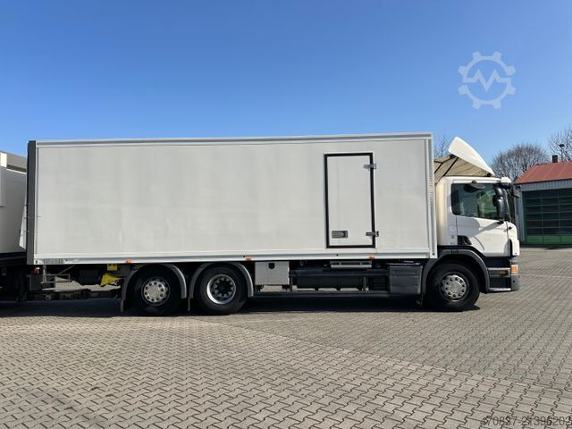 Refrigerated truck SCANIA P 410 / Carrier 1150 MT / Durchlader / LBW
