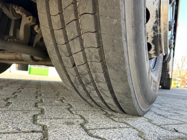 Refrigerated truck SCANIA P 410 / Carrier 1150 MT / Durchlader / LBW