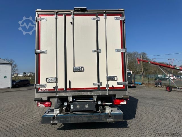 Refrigerated truck SCANIA P250 / LBW / Carrier 1150 MT / Seitentür / Trenn
