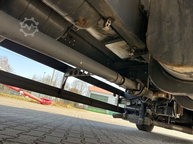 Refrigerated truck SCANIA P250 / LBW / Carrier 1150 MT / Seitentür / Trenn