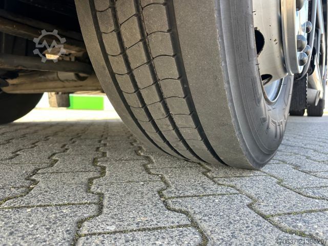 Refrigerated truck SCANIA P250 / LBW / Carrier 1150 MT / Seitentür / Trenn