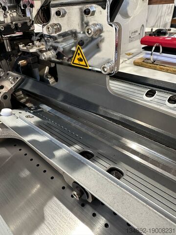 Nähmaschine JUKI APW895N