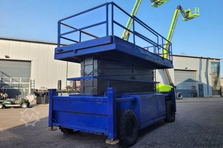 Scissor lift Liftlux SL205-25 D4WDS/P As-Is, Diesel, 4x4 Drive, Hydraul