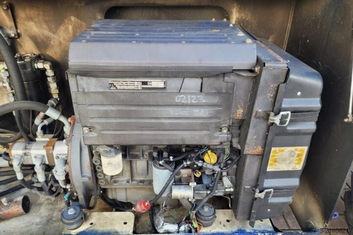 Scissor lift Liftlux SL205-25 D4WDS/P As-Is, Diesel, 4x4 Drive, Hydraul