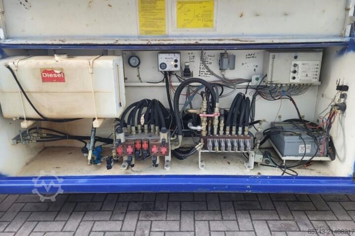 Scissor lift Liftlux SL205-25 D4WDS/P As-Is, Diesel, 4x4 Drive, Hydraul