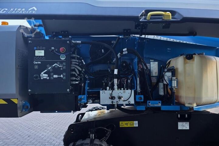 Telescopic boom lift Genie S65XC Trax Diesel, 4x4 Drive Trax, 22m Working Hei