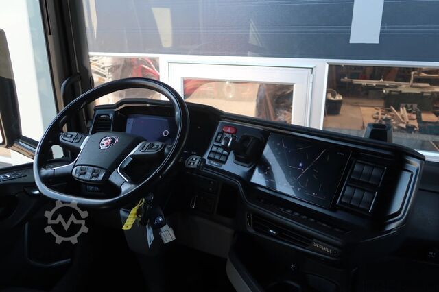 Standard-SZM Scania S560 4X2NB/ RETARDER/ FULL AIR/ HYDRAULICS/ ALCOA/