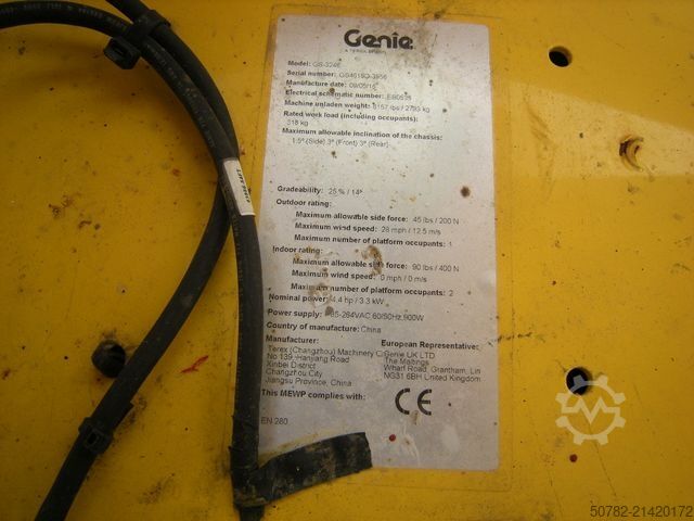 Arbeitsbühne GENIE GS 3246 Scherenarbeitsbühne 11,9 m