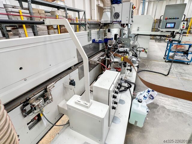 Besäum- und Kantenanlage für Türen FERWOOD CUSTOMIZED FW-SB DOORFLEX U-LINE