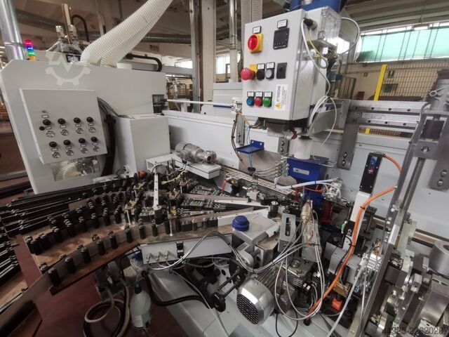 Besäum- und Kantenanlage für Türen FERWOOD CUSTOMIZED FW-SB DOORFLEX LINE
