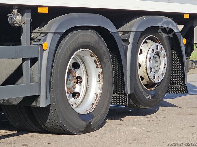 Refrigerated/frozen transport MERCEDES-BENZ ANTOS 2540 6x2*4