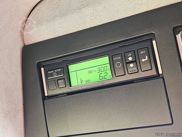 Refrigerated/frozen transport MERCEDES-BENZ ANTOS 2540 6x2*4