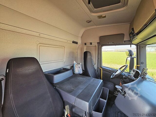 Suitcase SCANIA P320 6x2*4