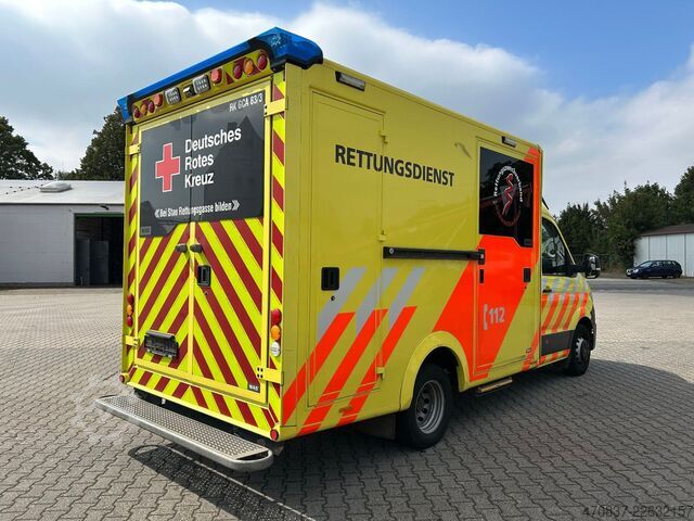 Feuerwehrfahrzeug MAN TGE 5.180 / WAS Trage / Liege