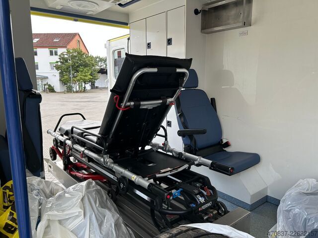 Feuerwehrfahrzeug MAN TGE 5.180 / WAS Trage / Liege