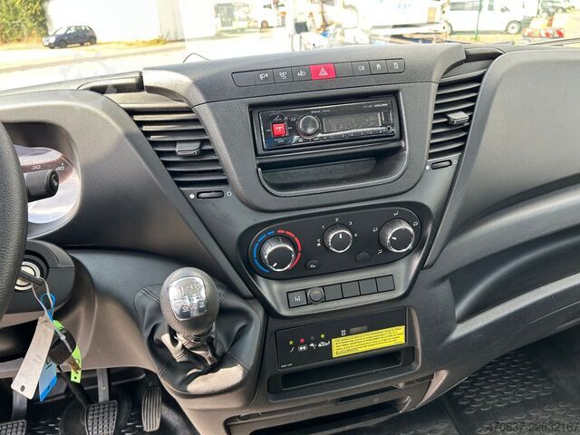 Lkw-Arbeitsbühne IVECO Daily 35-12 / Socage 23 T + Funk / HomeButton