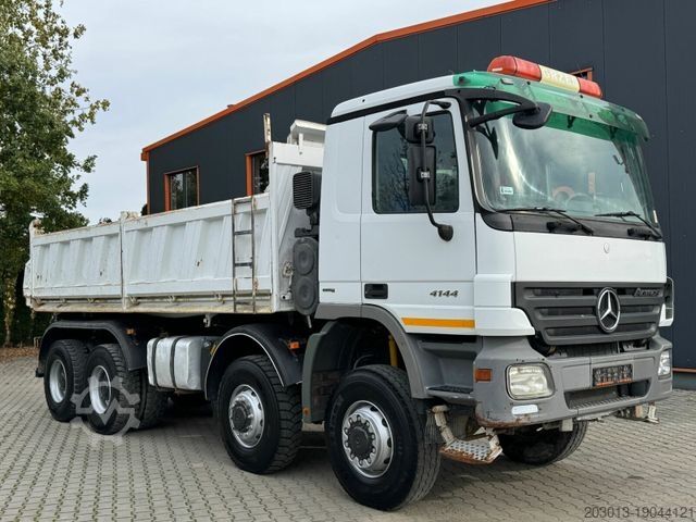 Kipper LKW MERCEDES-BENZ ACTROS 4144 8x8 EURO4 DSK Meiller