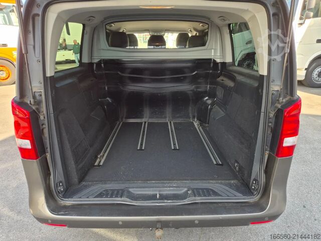 Passagierbus Mercedes-Benz V 220 CDI