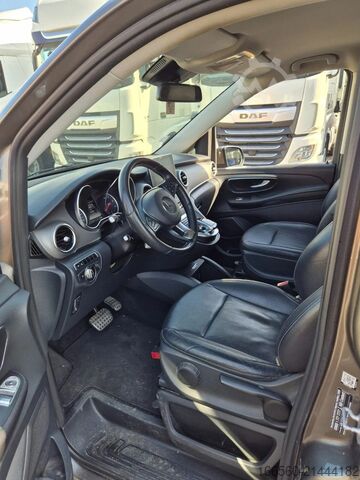 Passagierbus Mercedes-Benz V 220 CDI