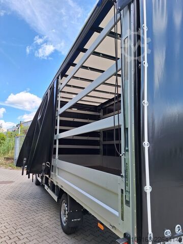 Curtain sider van Renault Master Plane Schlafkabine Schiebedachh