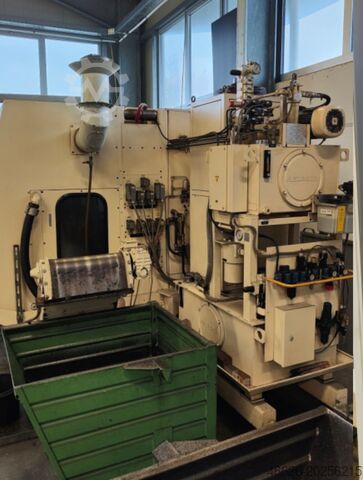Bevel gear cutting machine Klingelnberg C 28 P