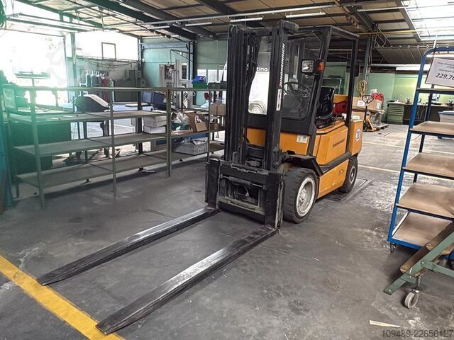 Forklift truck / Jungheinrich 3 t LPG forklift Jungheinrich TFG 30 /316 ZT - Gasstapler