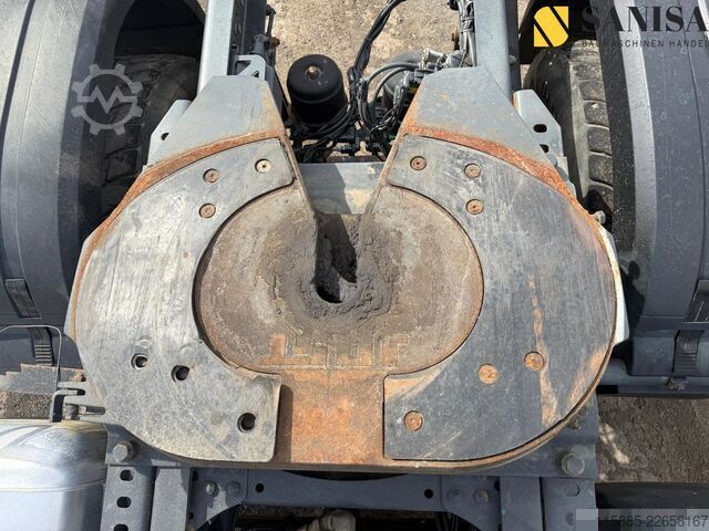 Standard SZM Mercedes-Benz Arocs 1845/4x4/Kipphydraulik