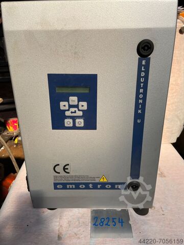 Frequency converter (28255) emotron Typ  U2T-7,5/400 - MIEMC