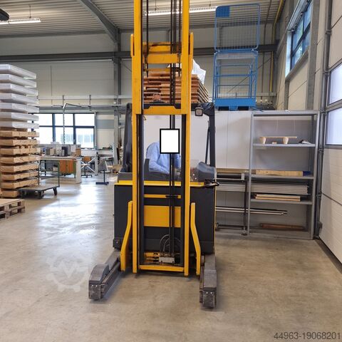 Schubmaststapler Jungheinrich ETV216