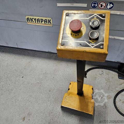 Plate bending machine 3 rolls AKYAPAK AS 1550X90 2,5mm 