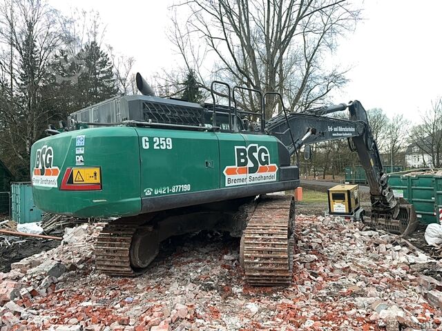 Tracked Excavator Hitachi ZX350 LCN-7 with 2 excavator buckets
