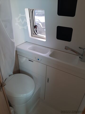 Wohnwagen/Wohnmobil 2023 Fiat Ducato Weinsberg Carabus | Manuale | L3H2