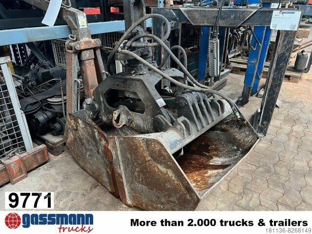 Autokran  KG 25-2-800