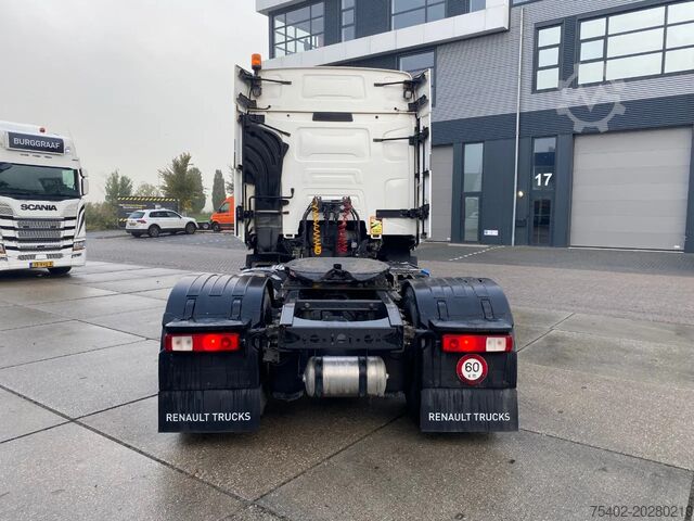 Standard tractor Renault T460 / Automatic / PTO