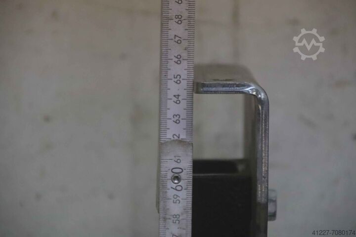 Support bracket for conveyor belt unbekannt 665/150/H650 mm