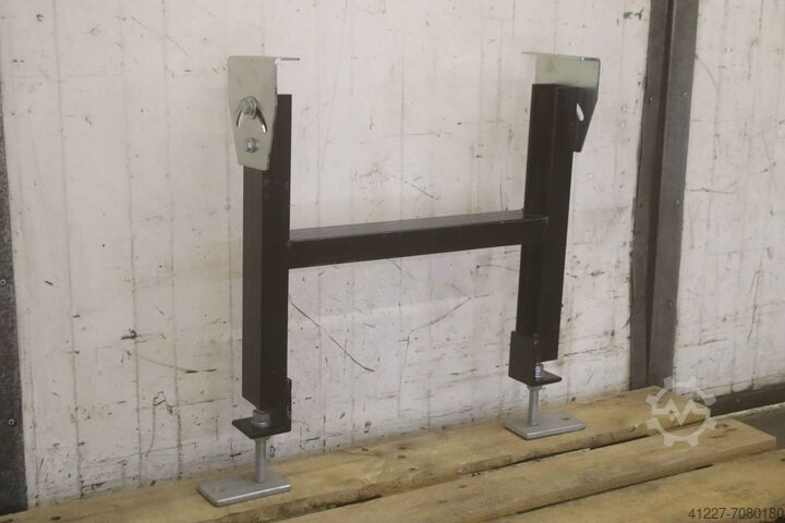 Support bracket for conveyor belt unbekannt 665/150/H617 mm