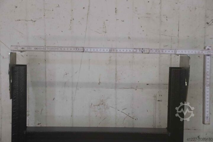 Support bracket for conveyor belt unbekannt 665/150/H617 mm