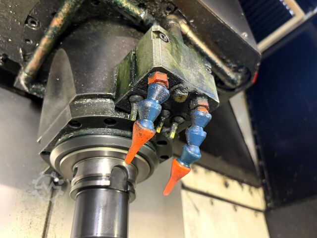 Vertikales Bearbeitungszentrum HERMLE C 800 V