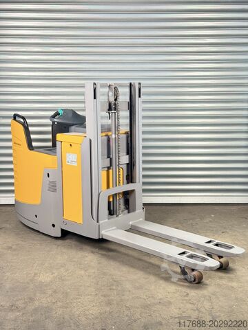 High lift truck driver Jungheinrich ERD 220 - Service Neu - Batterie 92% - Initialhub