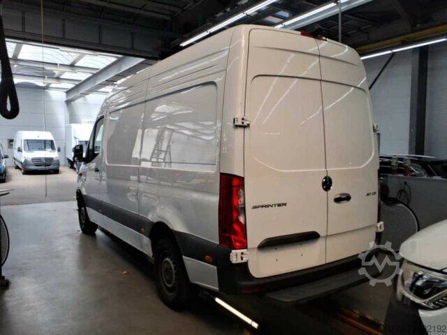 Van Mercedes-Benz Sprinter 317 CDI,L2H2,Automatik,Kamera,Navi