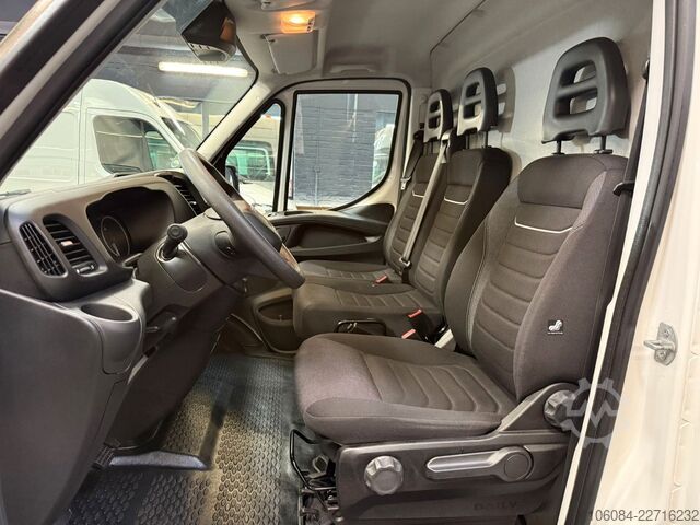 Kastenwagen hoch IVECO Daily 35S18  MAXI HI-Matic AC TEMPO R-CAM LUFT
