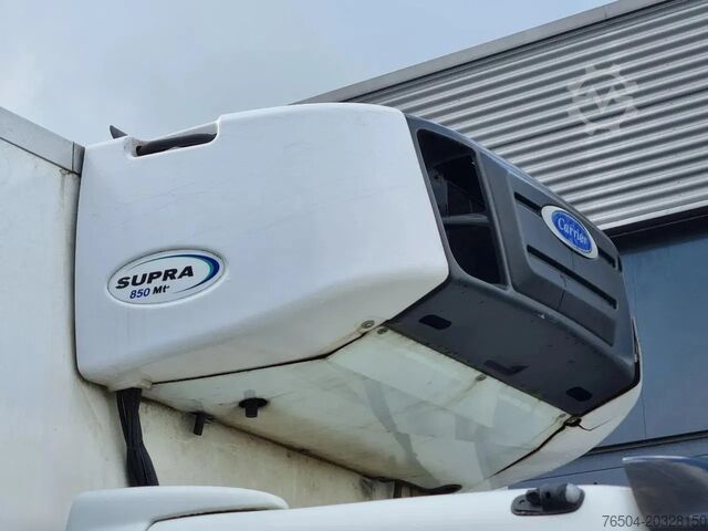 Refrigerated/freezer transport Volvo FL 12.220 Kuhlkoffer/ Carrier Supra 850 MULTITE...