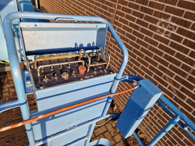 Arbeitsbühne, Raupenarbeitsbühne Nagano 070, Hitachi HX NAGANO 070